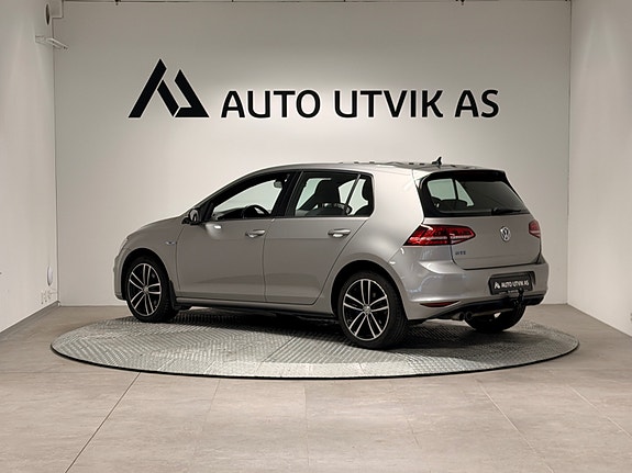 Volkswagen Golf VII 5 of 5