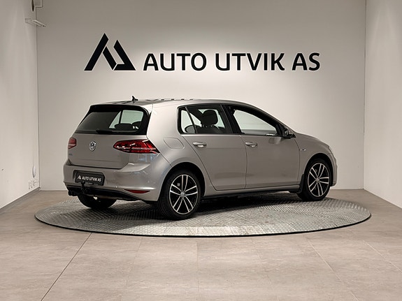 Volkswagen Golf VII 3 of 5
