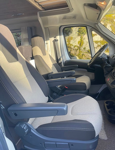 Pilote C700S 3 of 16