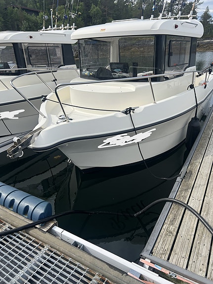 Quicksilver Arvor 690 7 of 7