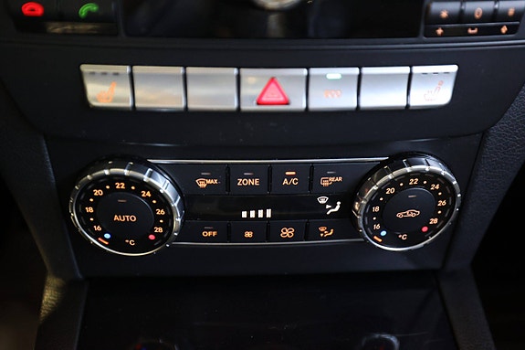 Mercedes-Benz C180 22 of 29