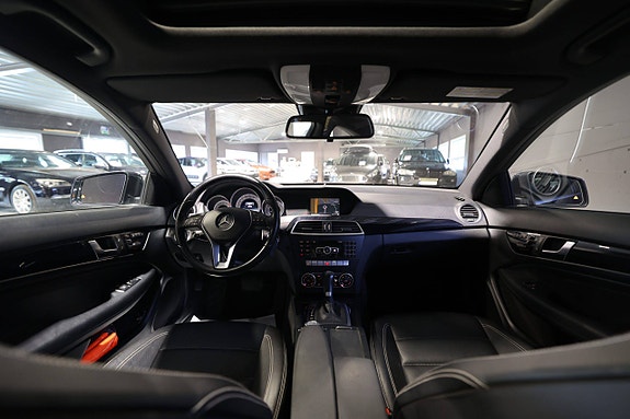 Mercedes-Benz C180 19 of 29