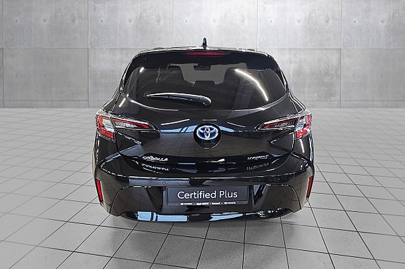 Toyota Corolla 4 of 27