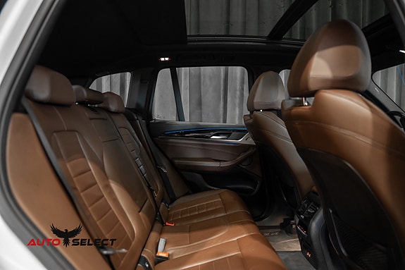BMW iX3 15 of 30