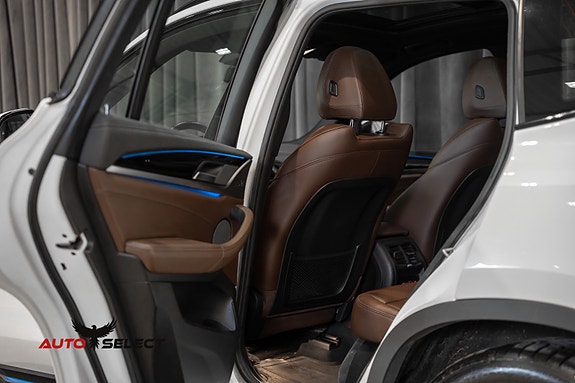 BMW iX3 16 of 30