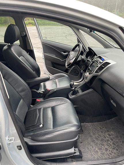 Hyundai ix20 7 of 10