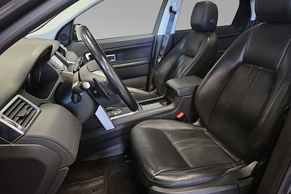 Land Rover Discovery Sport 7 of 23