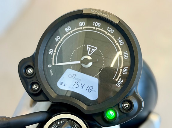 Triumph Street Twin A2 l LEKKER SYKKEL l INNBYTTE l FINANS ++ 6 of 12