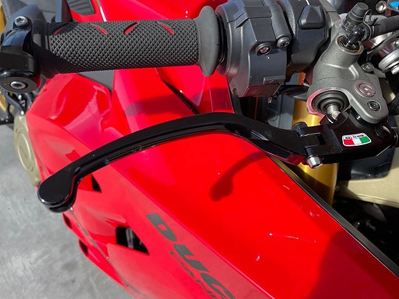Ducati Panigale V4S 6 of 16