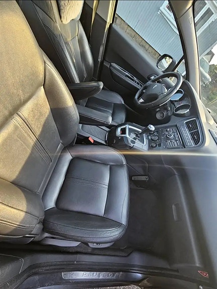 Peugeot 5008 5 of 5