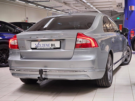 Volvo S80 5 of 5