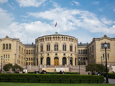 Ansvar og hovedoppgaver logo