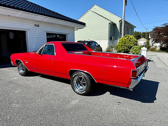 Chevrolet El Camino 5 of 16