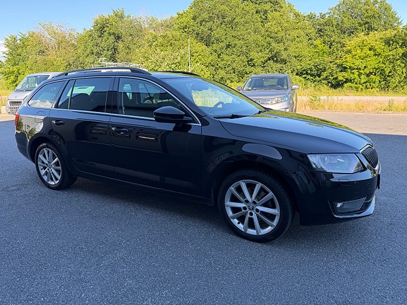 Skoda Octavia 5 of 5