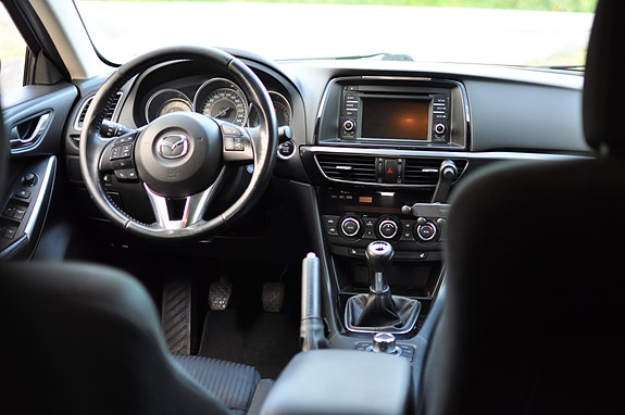 Mazda 6 6 of 18
