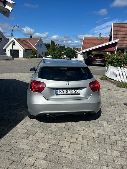 Mercedes-Benz A180 12 of 20