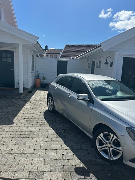 Mercedes-Benz A180 8 of 20