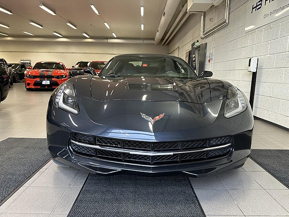 Chevrolet Corvette 7 of 21
