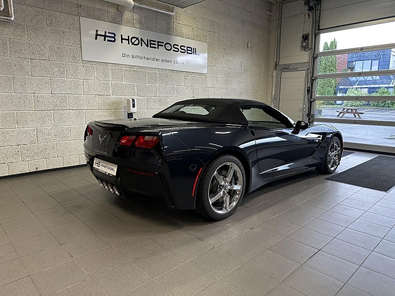 Chevrolet Corvette 11 of 21