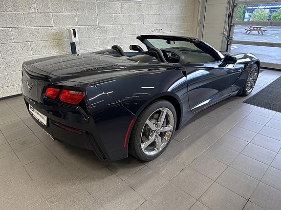 Chevrolet Corvette 3 of 21