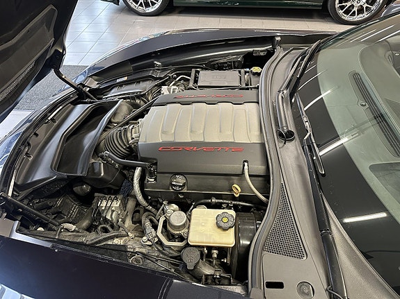 Chevrolet Corvette 20 of 21