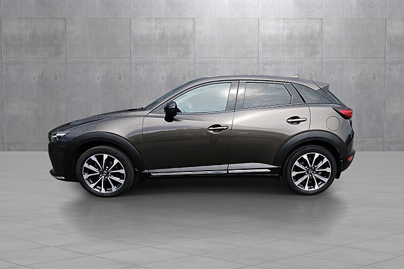 Mazda CX-3 2 of 23