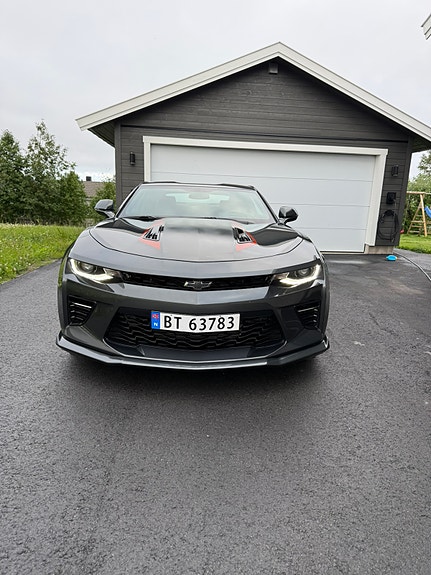 Chevrolet Camaro 15 of 30
