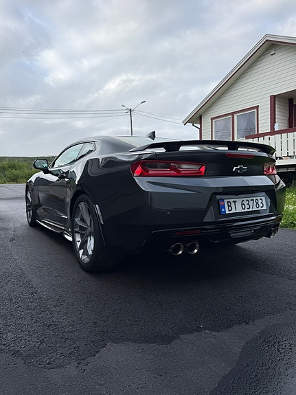 Chevrolet Camaro 10 of 30
