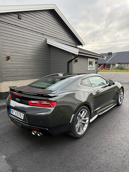 Chevrolet Camaro 13 of 30