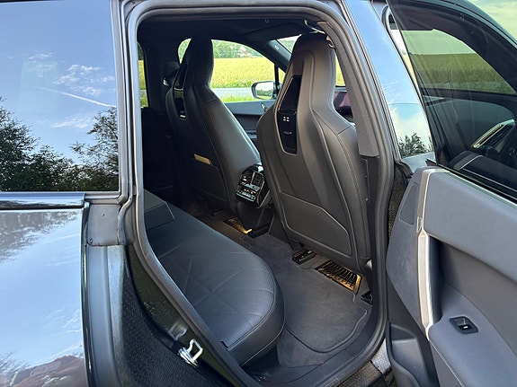 BMW iX 8 of 20