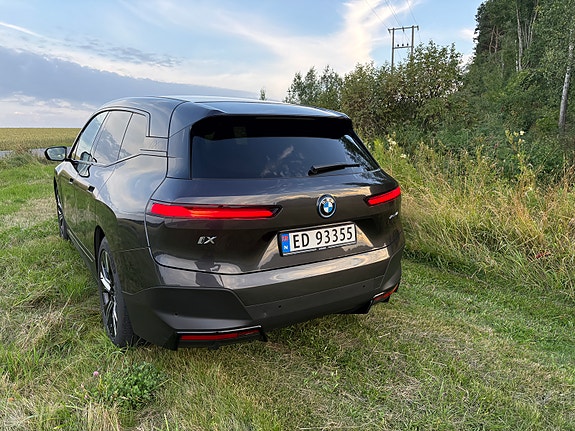 BMW iX 6 of 20