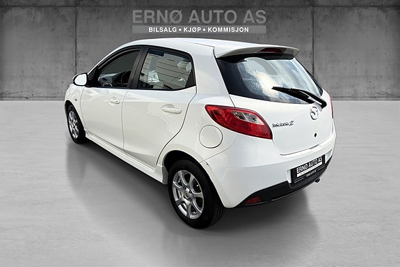 Mazda 2 5 of 5