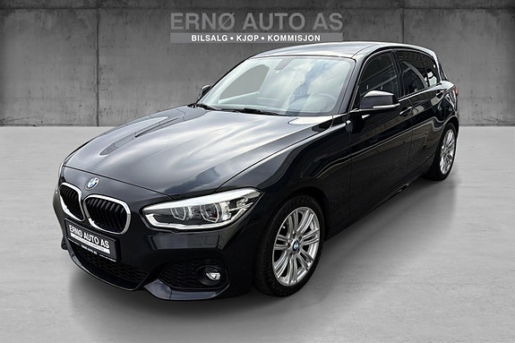 BMW 118i 4 of 5