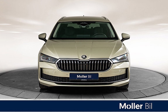 Skoda Superb 3 of 20