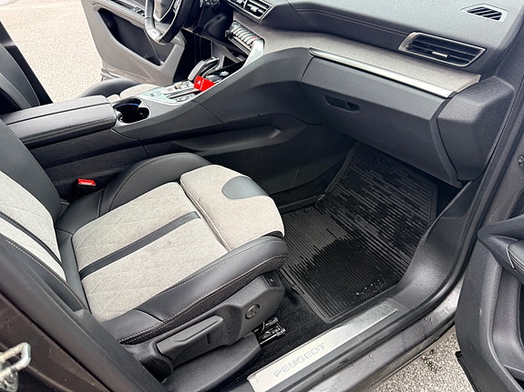 Peugeot 3008 13 of 27
