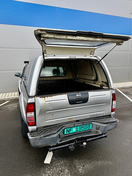 Nissan King Cab 5 of 5