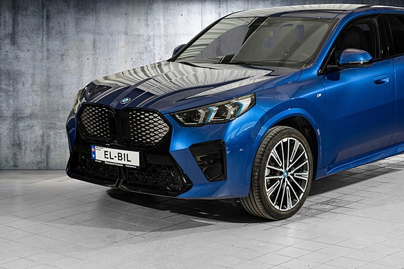 BMW iX2 2 of 5
