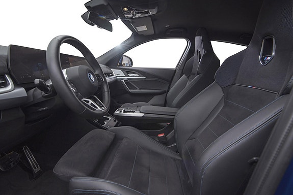 BMW iX2 12 of 30