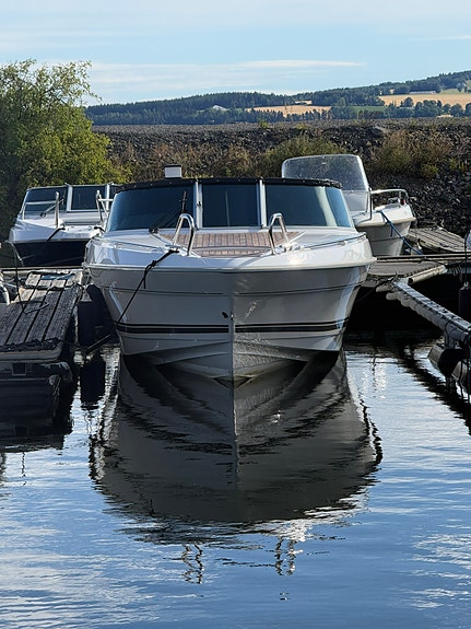 IBITZA 24 touring 2014 siste modell med dette flotte skroget. 2 of 5