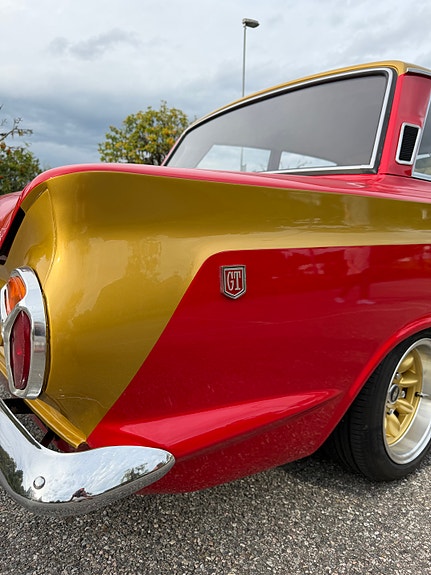 Ford Cortina 17 of 30