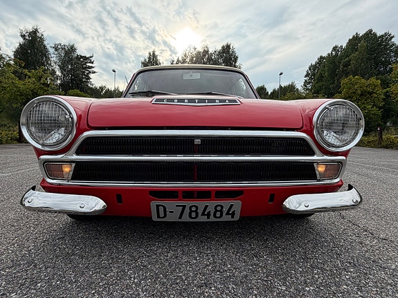 Ford Cortina 23 of 30