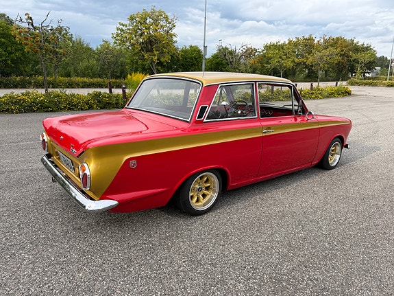Ford Cortina 15 of 30