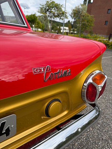 Ford Cortina 19 of 30