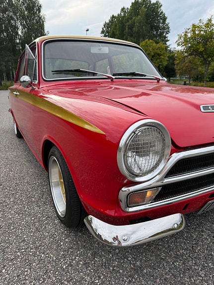 Ford Cortina 25 of 30