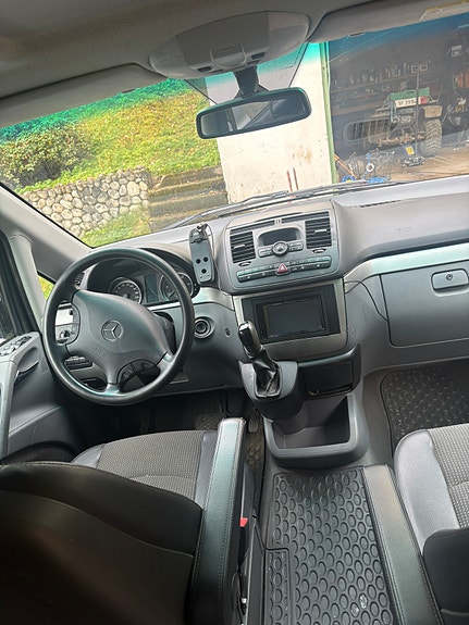 Mercedes-Benz Vito 115 9 of 17