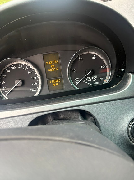 Mercedes-Benz Vito 115 10 of 17