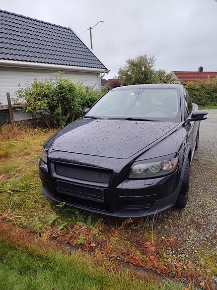 Volvo C30 2 of 11