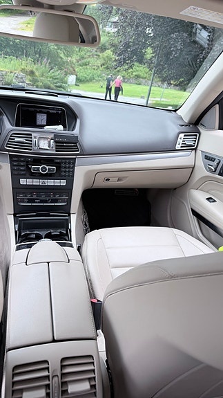 Mercedes-Benz E220 16 of 30