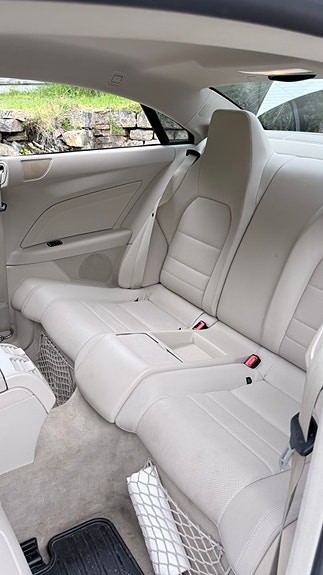 Mercedes-Benz E220 17 of 30
