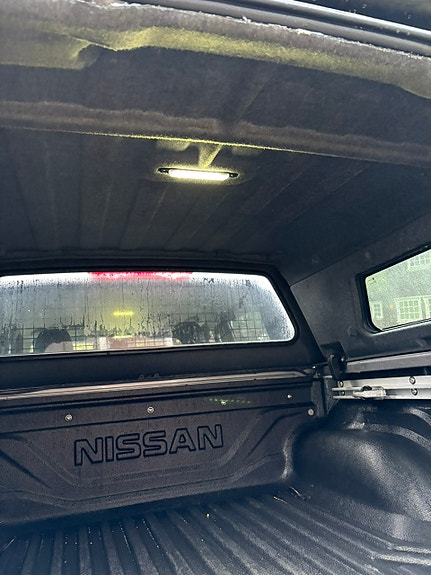Nissan Navara 2 of 5